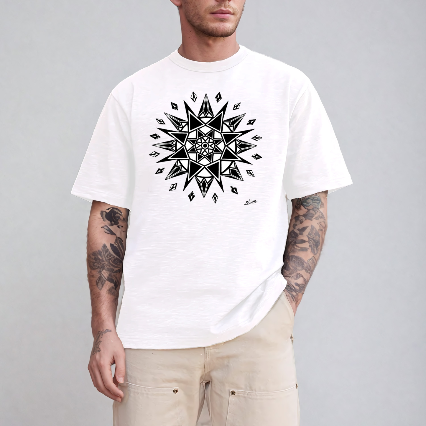 menuo white T-shirt